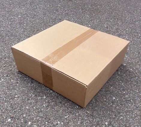 Versandkarton 2-wellig  Innenmaße LxBxH 340x340x100mm 