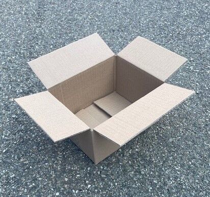 Versandkarton in 1.20B  Innenmaße LxBxH 180x140x90mm 