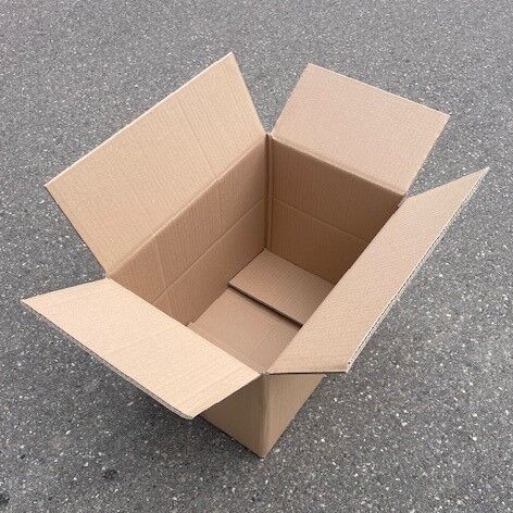 Versandkarton 2-wellig  Innenmaße LxBxH 400x270x270mm 