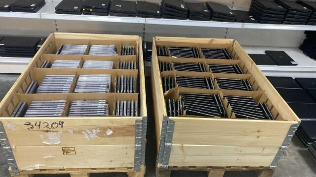 LOT 1327x Mix laptop modellen (HP, Dell, Lenovo, Surface)