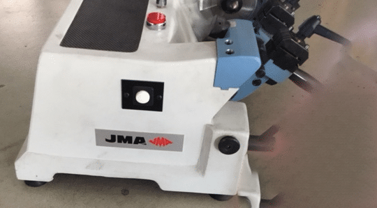 Schlüsselmaschine Schlüsselfräse Schlüsselrohlinge