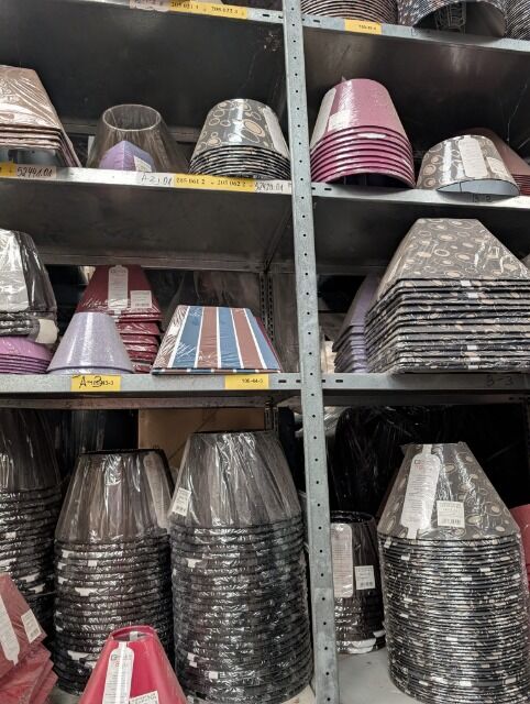 Über 9000 Lampenschirme in vielen Farben, Formen und Muster