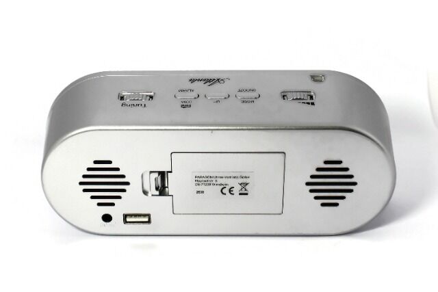 Radio-Netzwecker, Alarm mit Beepsound, Repetition, Luftfeuchtigkeitsanzeige, Temperaturanzeige, 2 Helligkeitsstufen