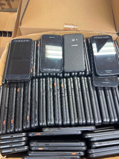 Samsung Galaxy Xcover und 4 und  4s SM-G398F, Smartphone - gebrauchte Mischware / Großhandel 