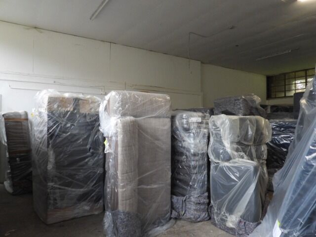 Upholstery sets sofas - 1B goods - top opportunity!