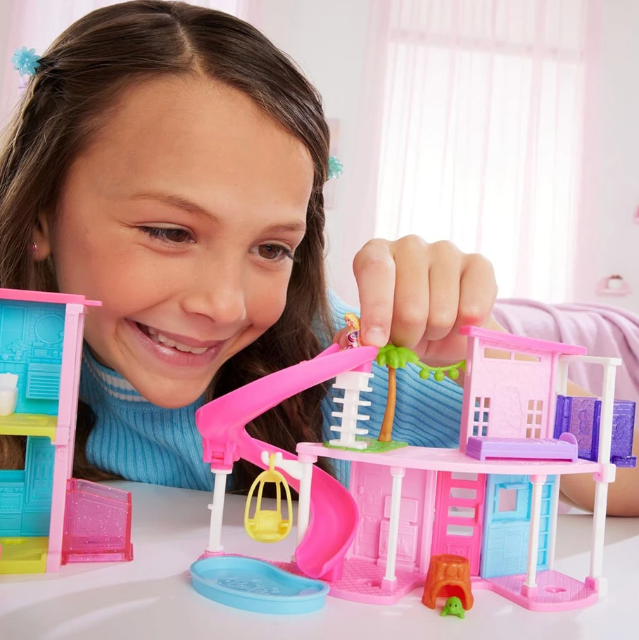 Barbie Mini BarbieLand House 1 CDU 4 – Mattel – UK Sales Only – A-Ware