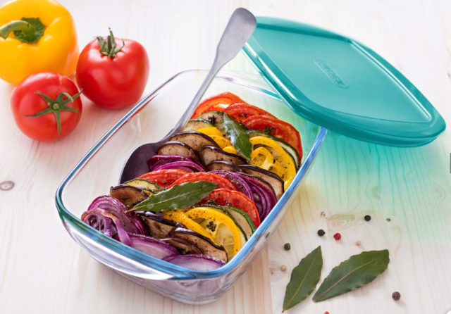 Pyrex rectangular casserole dish with plastic lid 23×15 cm - 1.2 L - A-grade