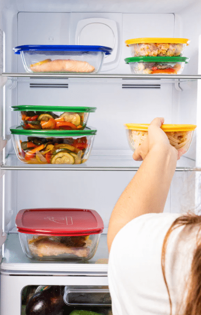 Pyrex Rechteckige Auflaufform mit Plastikdeckel 28×20 cm – 2,5 L – A-Ware