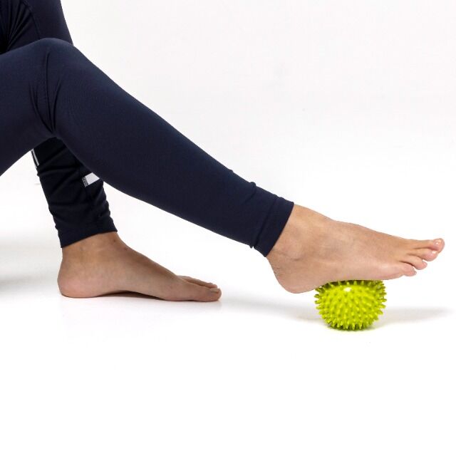 Mixed massage balls, assorted colors in a display 20 pcs