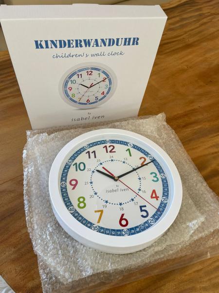 Isabel Iven Designer Wanduhr für Kinder Blau