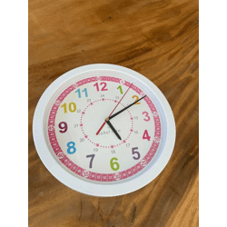 Isabel Iven Designer Wanduhr für Kinder Rosa Pink