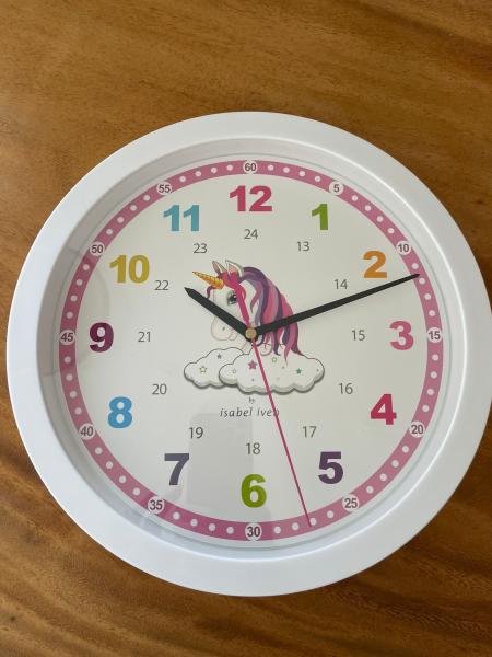 Isabel Iven Designer Wanduhr Rosa Pink mit Einhorn für Kinder