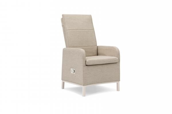 Riga – Relaxsessel mit Fußhocker