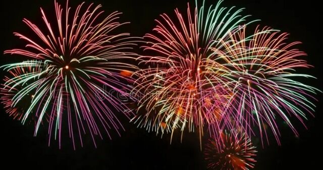 Hammer Aktion XXL Silvester Feuerwerk Verkauf Mixpalette Secret Box Markenqualität Batteriefeuerwerk Brutale Mischungen A Ware