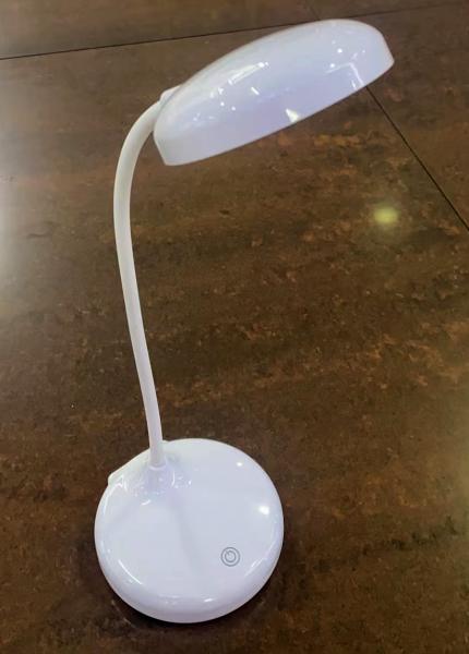 LED Schreibtischlampe flexibel USB/AKKU