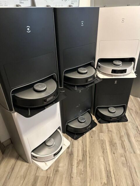 Amazon Retouren 6 Ecovacs Roboter Gemischt X1 omni und T20 omini