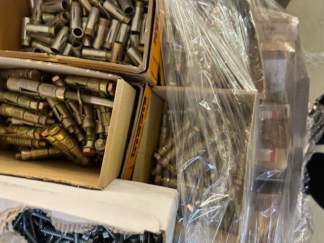 Hammerkopfschrauben Bolzenanker Upat Schwerlastdübel Ankerschrauben Palette 401