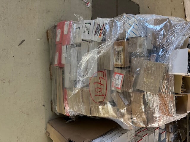 Hammerkopfschrauben Bolzenanker Upat Schwerlastdübel Ankerschrauben Palette 401