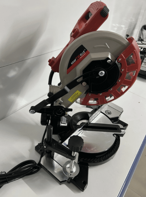 Kapp - Gehrungssäge mit Fangsack 1400 W Schnitthöhe / Breite 60 x 115 mm