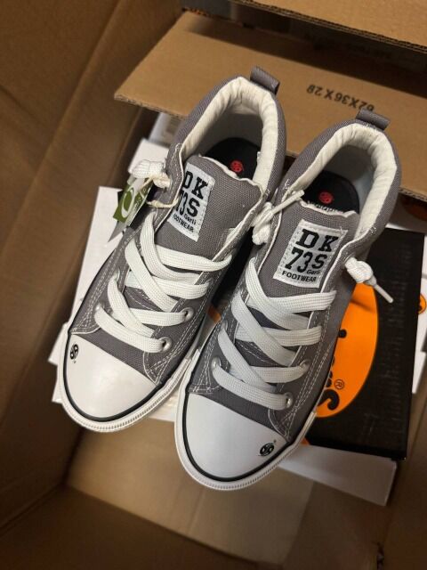8,50 € Dockers sneakers for children and teenagers category A, new in original boxes, sizes 28-35, black and gray, in stock Germany