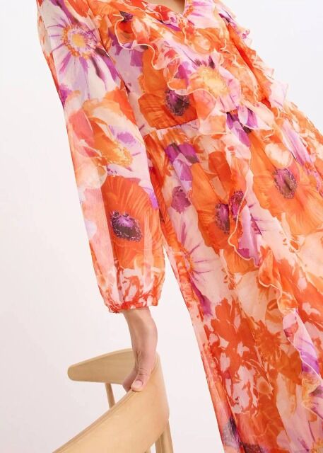 3,50 € Damenkleider Lagerware Kategorie A, Sommer-, Herbst- und Frühjahrssaison, Größen 36–54, Mindestbestellmenge ab 20 Stück