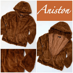 Leichter Damen-Pelzmantel mit Kapuze von Aniston