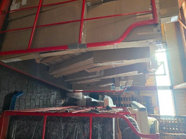 Posten 20 Corletten Holzmöbel zerlegt von Versandhäusern