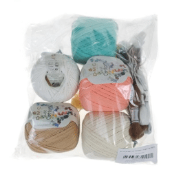 Amigurumi-Bausatz - Garne DMC 18 Seal + Chameleon + Ziege + Libelle + Fenek