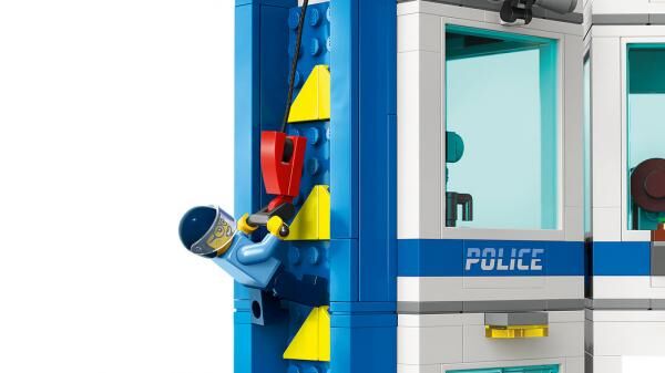 LEGO&reg; 60372 - City Polizeischule (823 Teile)