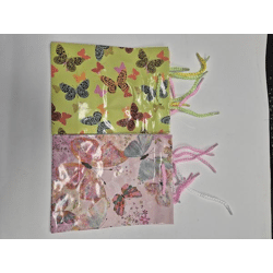Gift carrier bags - Size: 17 x 22 x cm Motif: Butterfly 