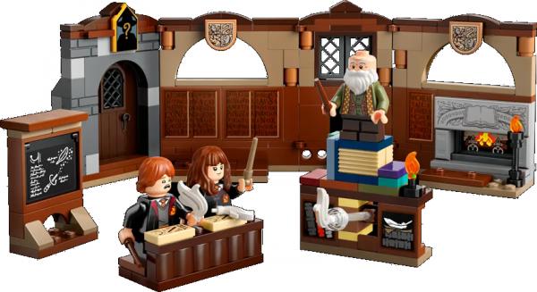 LEGO&reg; Harry Potter&trade; 76442 - Schloss Hogwarts&trade;: Zauberkunstunterricht (204 Teile)