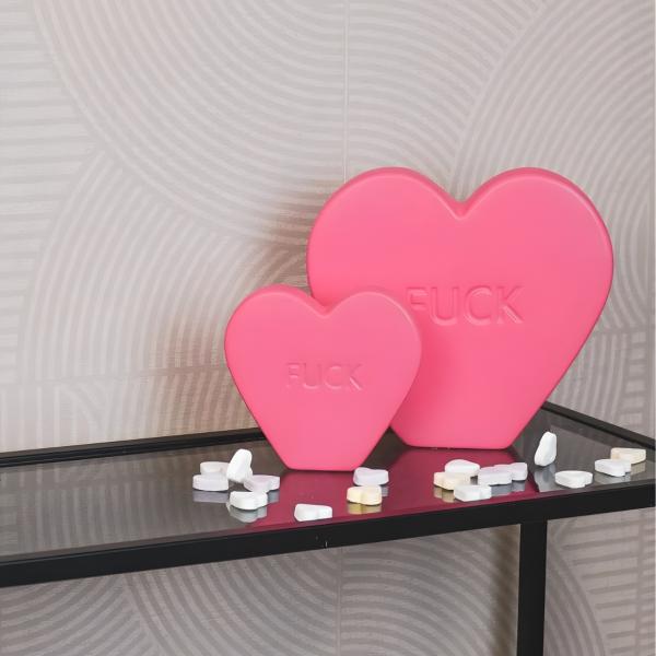 Housevitamin Skulptur Candy Heart Fuck rosa 13 cm