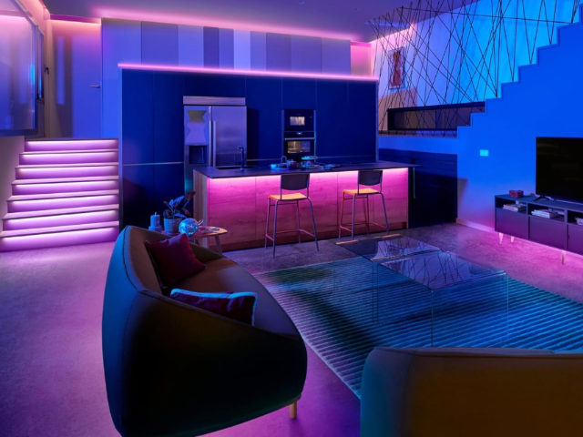 PHILIPS WiZ RGB LED Strip 30m Type-C – Neu