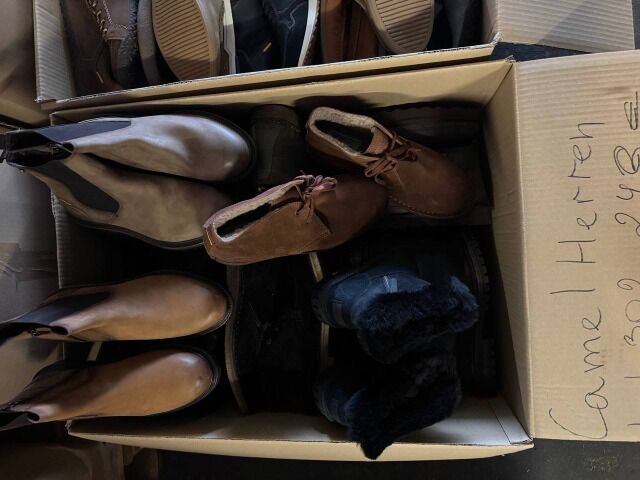 ab 13,50 € CAMEL ACTIVE Herren-Schuhe Mix, Lot 302, Kategorie A, neue Samples, Größen 41–42, Echtleder, Lagerware in Deutschland