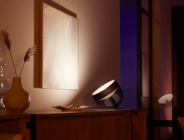 Philips Hue Iris Gen4 EU/UK Black – Smarte LED Tischleuchte – Neu