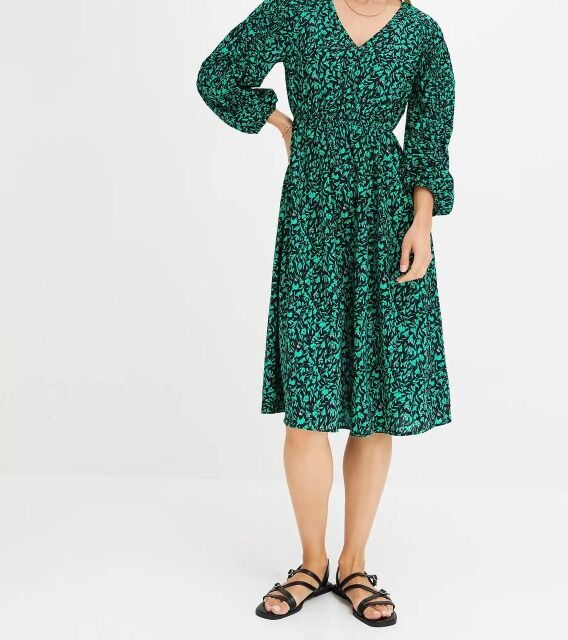 2,80 € Women's dresses stock category A new summer fall spring sizes 36 38 40 from 20 pieces in stock Germany