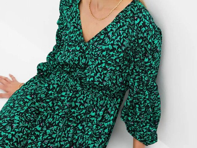 2,80 € Women's dresses stock category A new summer fall spring sizes 36 38 40 from 20 pieces in stock Germany