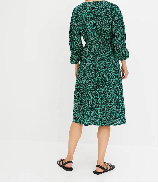 2,80 € Women's dresses stock category A new summer fall spring sizes 36 38 40 from 20 pieces in stock Germany