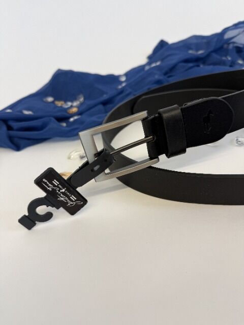 Mix aus Herrengürteln 