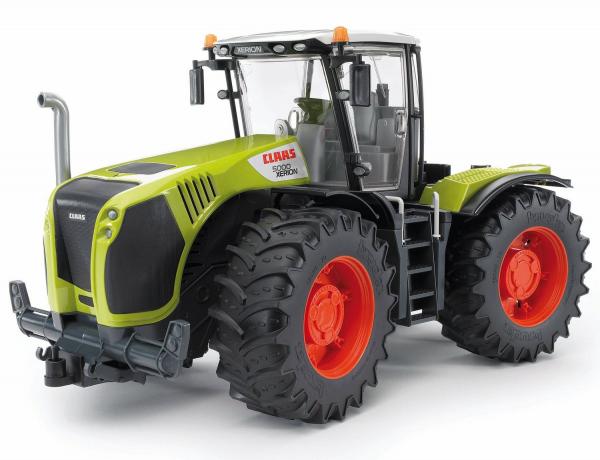 Bruder 03015 - Claas Xerion 5000, 1:16