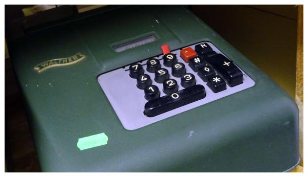 One lot of Walther calculating machines (17 units)