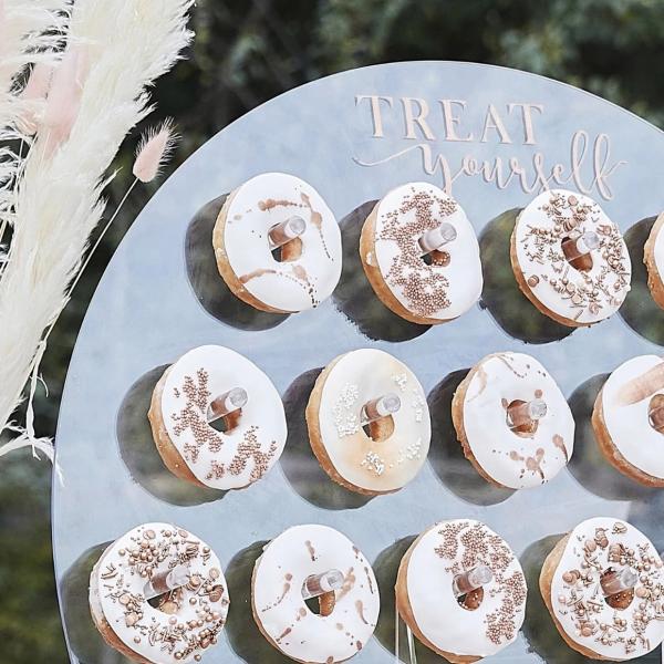 Ginger Ray Donut Wand Tischdekoration Acryl transparent 65 cm