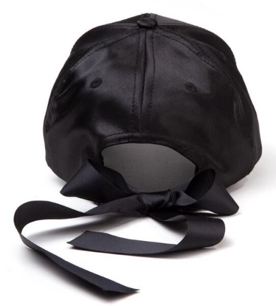 Disney - Alice In Wonderland Curved Bill Cap