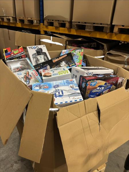 Retouren Paletten Spielwaren & RC / Elektronik MIX