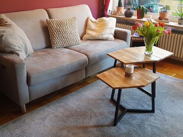Neu 2er Set Couchtisch (6x Set = 12x Tische) auf 1x Palette, massive Holzplatte und Metallgestell ( aufgebaut) 