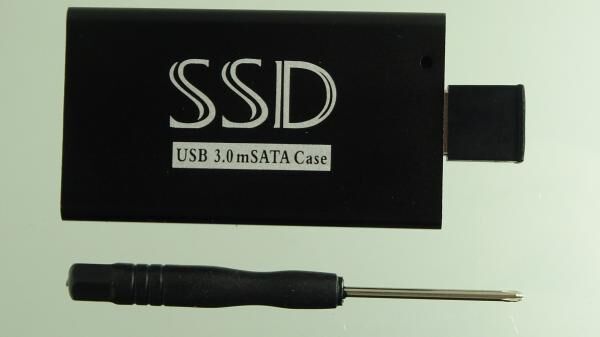 SSD-Adapter-Konvolut, 440 Stück