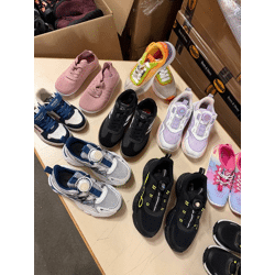 7,50 € DOCKERS Kinderschuhe Mix Kategorie A Muster neue Modelle vollständige Größenreihe Lagerware Fotos real Mindestbestellung ab 20 Paar