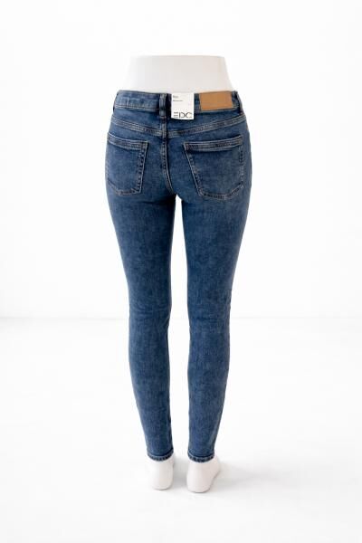 Mädchen Jeanshosen - verschiedene größen 