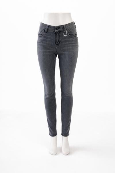 Mädchen Jeanshosen - verschiedene größen 