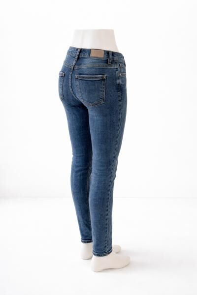 Mädchen Jeanshosen - verschiedene größen 